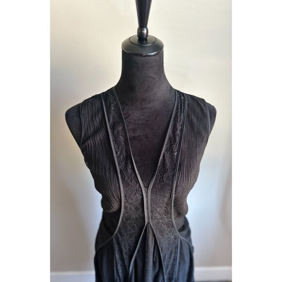 BCBGmaxazria Irregular Hem Black Stretch Lace Slip Dress Size XS (Fits like S\M) - Picture 3 of 9